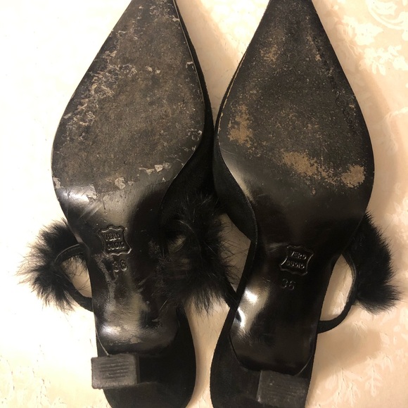 Max Studio Suede Kitten Heels - Picture 6 of 8